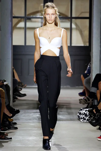 Look 1